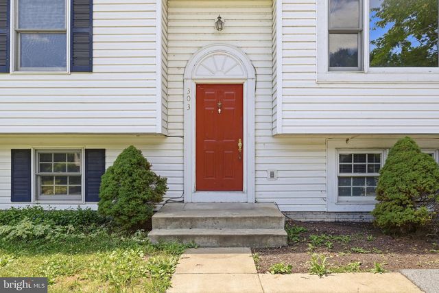 303 PEMBRIDGE DR, Winchester, VA 22602