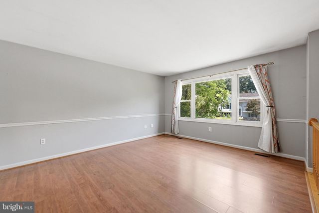 303 PEMBRIDGE DR, Winchester, VA 22602