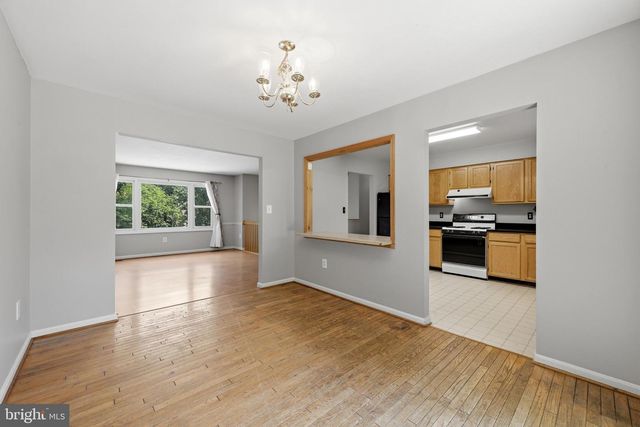 303 PEMBRIDGE DR, Winchester, VA 22602