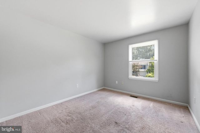 303 PEMBRIDGE DR, Winchester, VA 22602