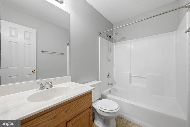 303 PEMBRIDGE DR, Winchester, VA 22602