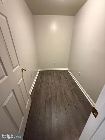 303 PEMBRIDGE DR, Winchester, VA 22602