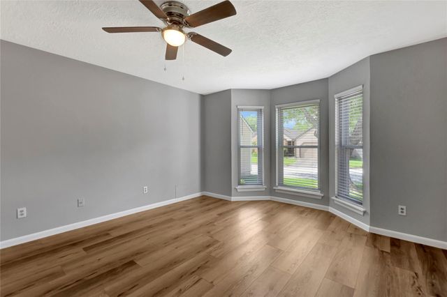 16707 Ashmoor Court, Houston, TX 77058