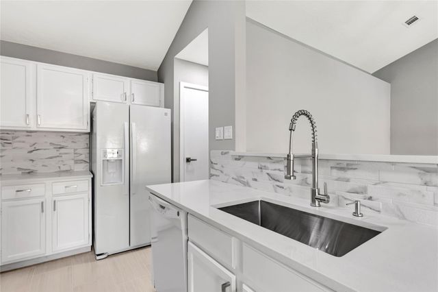 16707 Ashmoor Court, Houston, TX 77058