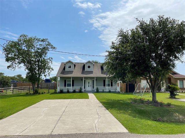 516 Battleview Road, La Porte, TX 77571