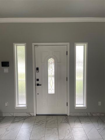 516 Battleview Road, La Porte, TX 77571