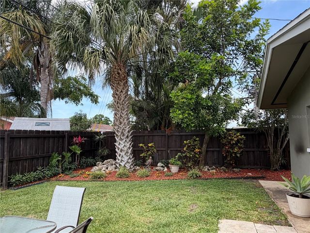 546 GERSHWIN DRIVE, Largo, FL 33771