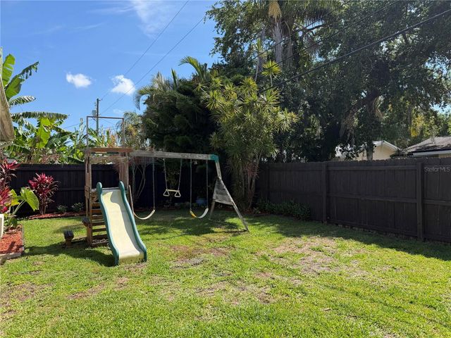 546 GERSHWIN DRIVE, Largo, FL 33771