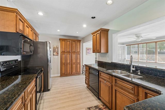 546 GERSHWIN DRIVE, Largo, FL 33771