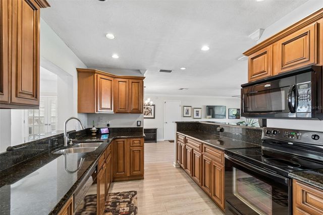546 GERSHWIN DRIVE, Largo, FL 33771