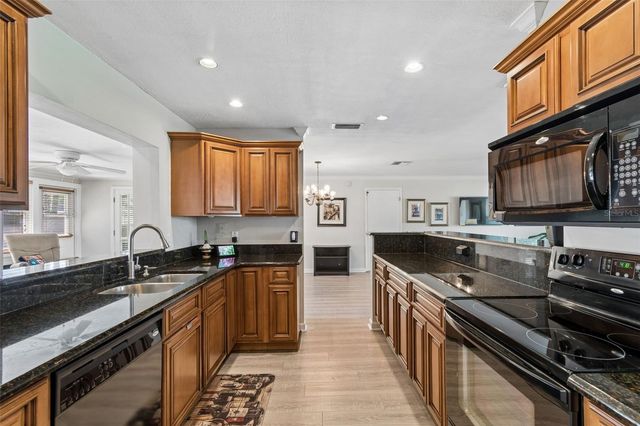546 GERSHWIN DRIVE, Largo, FL 33771