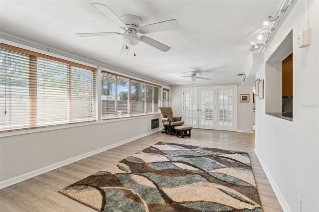 546 GERSHWIN DRIVE, Largo, FL 33771