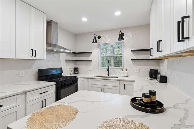 2545 Plantation Drive, Atlanta, GA 30344