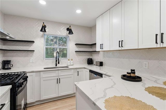 2545 Plantation Drive, Atlanta, GA 30344