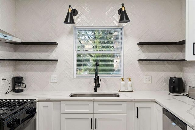 2545 Plantation Drive, Atlanta, GA 30344