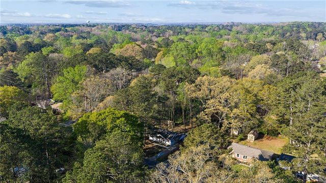 2545 Plantation Drive, Atlanta, GA 30344