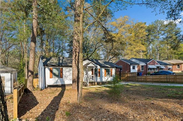 2545 Plantation Drive, Atlanta, GA 30344