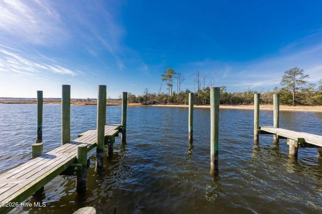 106 Waterway Drive, Havelock, NC 28532