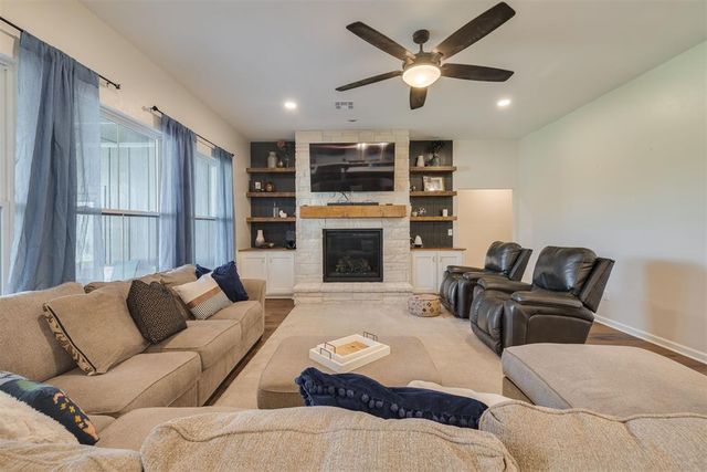 1133 Wild Rye Court, Blanchard, OK 73010