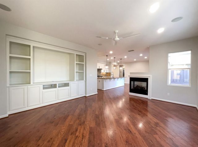 1124 Lake Park Dr, Oakley, CA 94561