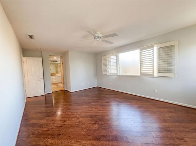 1124 Lake Park Dr, Oakley, CA 94561