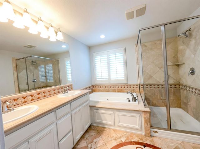 1124 Lake Park Dr, Oakley, CA 94561