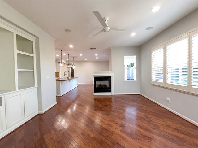 1124 Lake Park Dr, Oakley, CA 94561