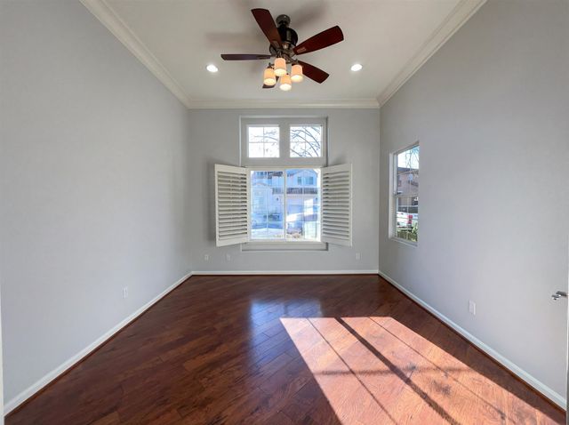 1124 Lake Park Dr, Oakley, CA 94561