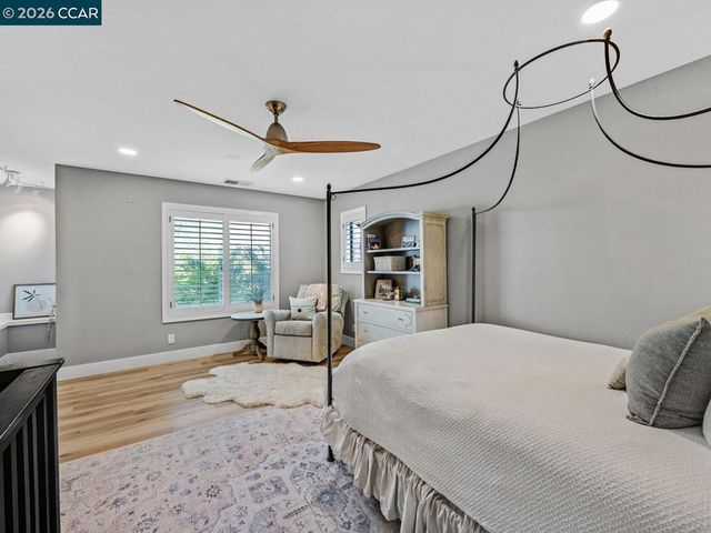 3911 Deer Trail Ln, Danville, CA 94506