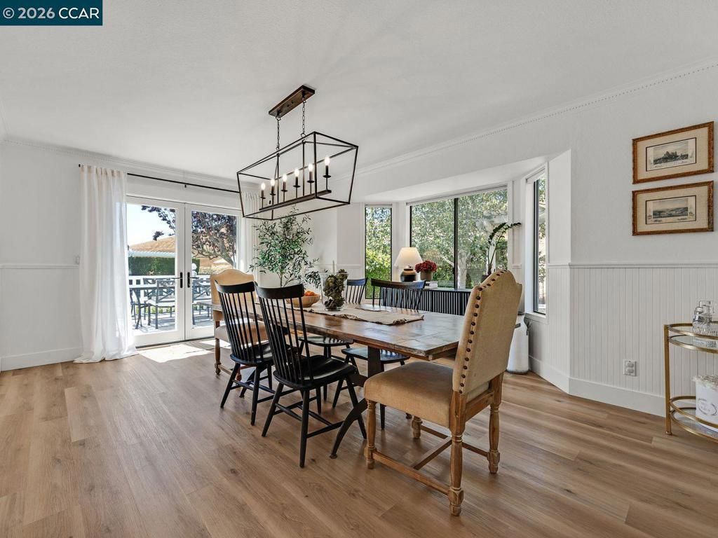Image 11 of property listing at 3911 Deer Trail Ln, Danville, CA 94506