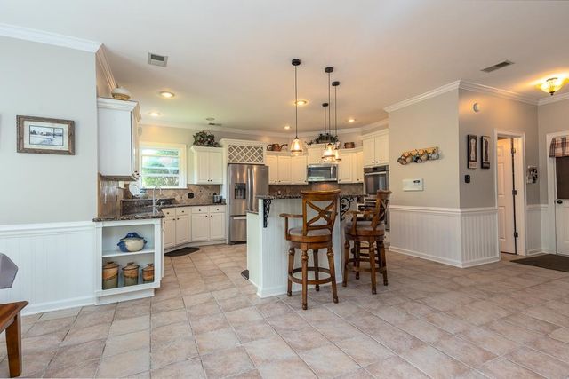 1725 JOHN RIDGE DR, Collierville, TN 38017