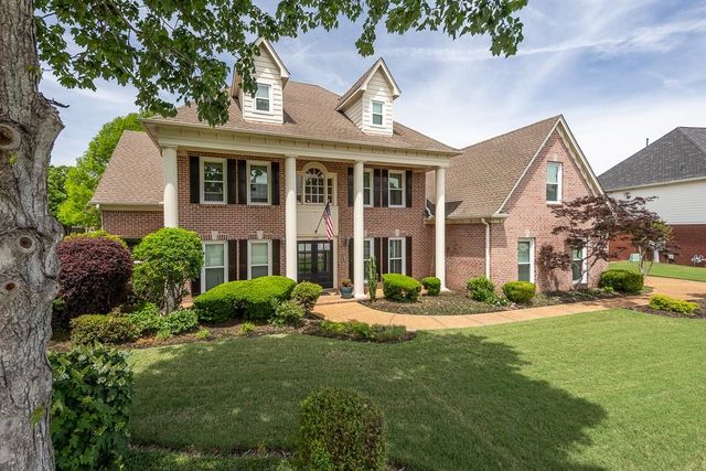 1725 JOHN RIDGE DR, Collierville, TN 38017