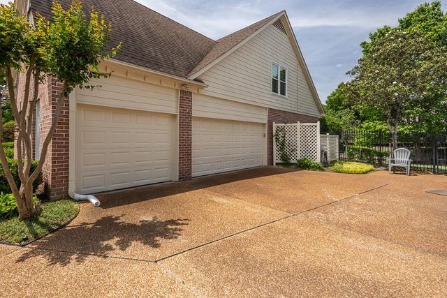 1725 JOHN RIDGE DR, Collierville, TN 38017