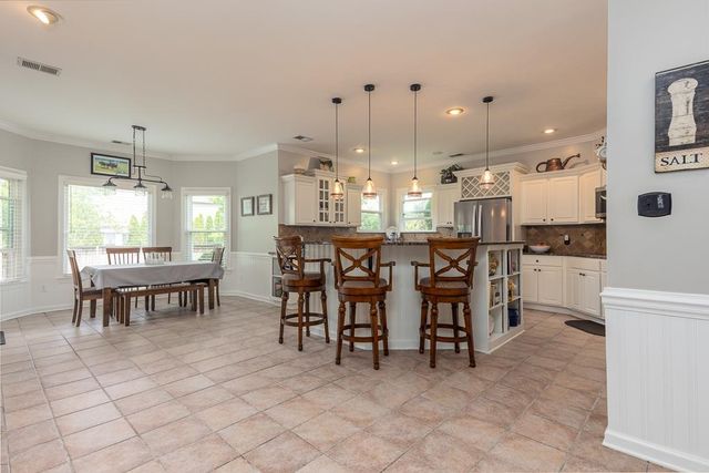 1725 JOHN RIDGE DR, Collierville, TN 38017