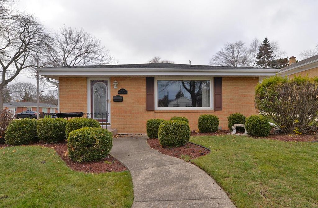 1036 Orchard STREET, Racine, WI 53405