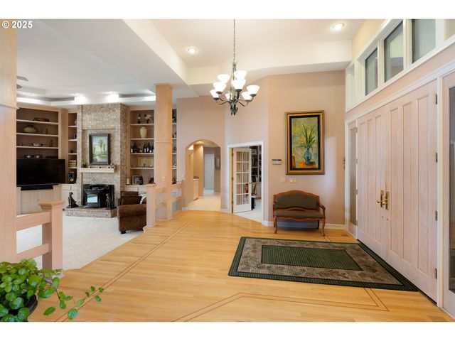 375 BELLA HILLS Ln, Roseburg, OR 97471