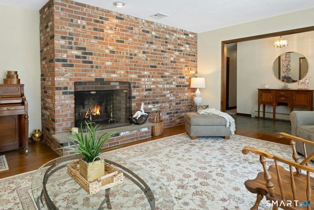 295 Judd Road, Easton, CT 06612