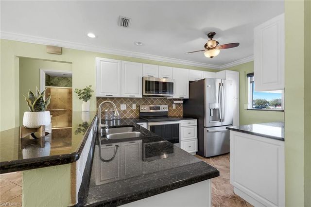 1706 Bikini CT # 202, Cape Coral, FL 33904