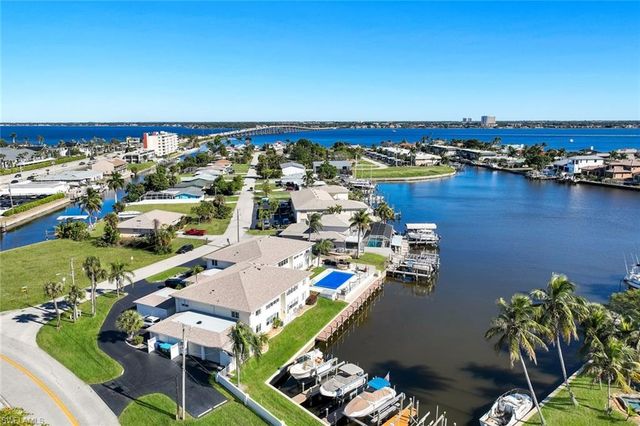 1706 Bikini CT # 202, Cape Coral, FL 33904