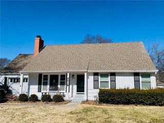 4016 W 59th Street, Fairway, KS 66205