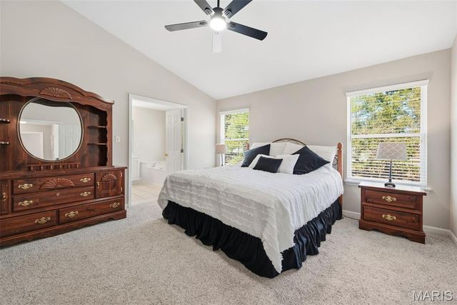 725 Whispering Forest Drive, Ballwin, MO 63021