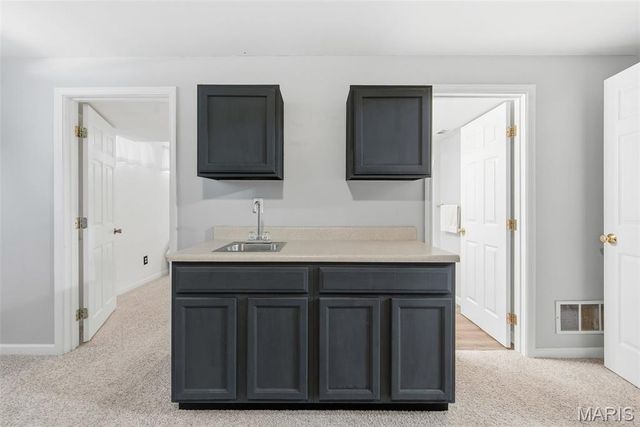 725 Whispering Forest Drive, Ballwin, MO 63021