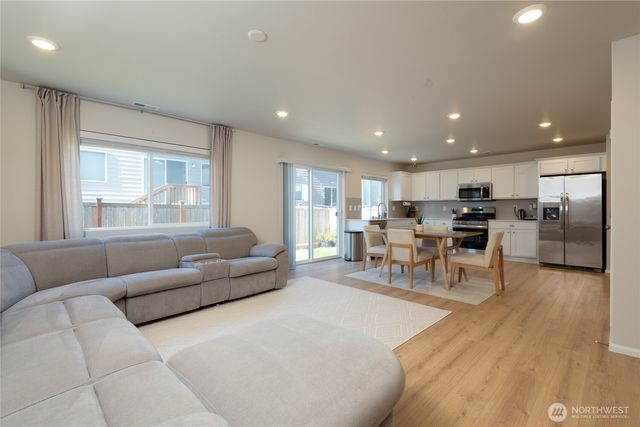 1025 15th Ave, Sultan, WA 98294