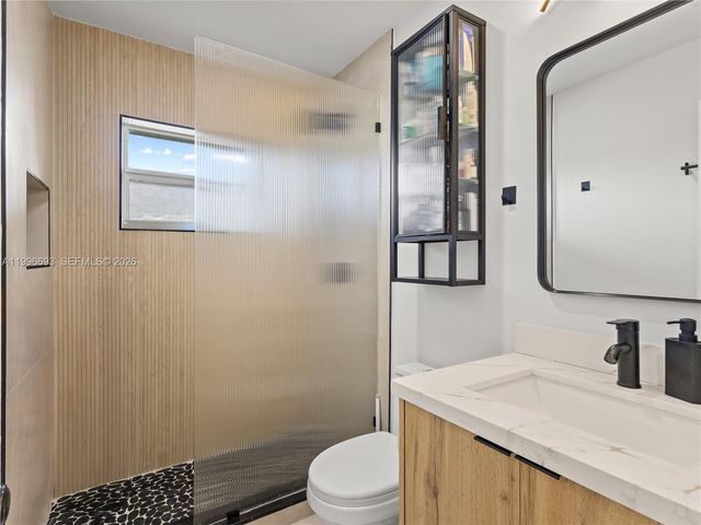 10017 SW 23rd Ter, Miami, FL 33165