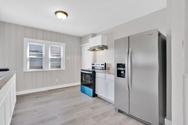 157 Penrose St, Springfield, MA 01109