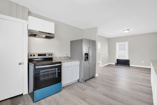 157 Penrose St, Springfield, MA 01109