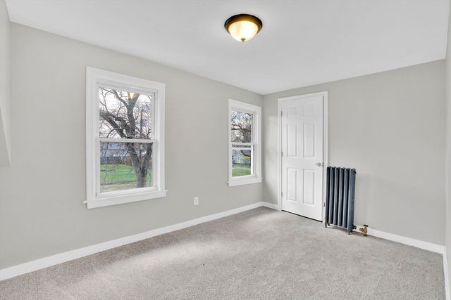 157 Penrose St, Springfield, MA 01109