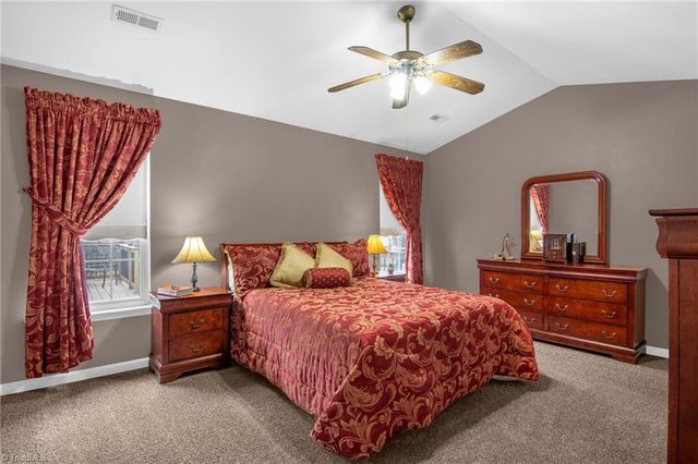 3332 Barnsdale Road, Jamestown, NC 27282