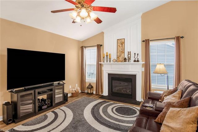 3332 Barnsdale Road, Jamestown, NC 27282