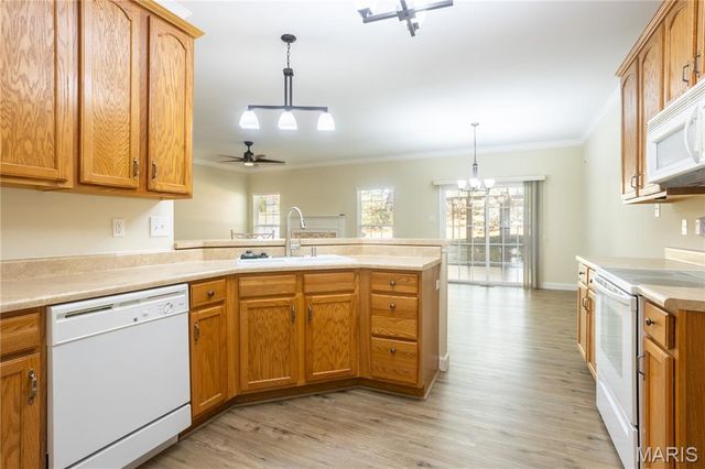 793 Forder Manor Drive, St Louis, MO 63129